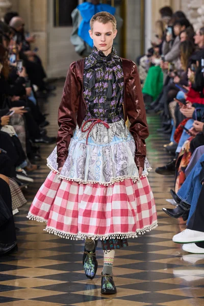 Look 47